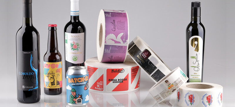 Etichette adesive a confronto: vino, birra, olio, marmellate e miele