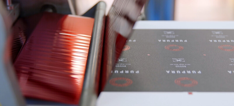 Etichette adesive: stampa online o tradizionale?