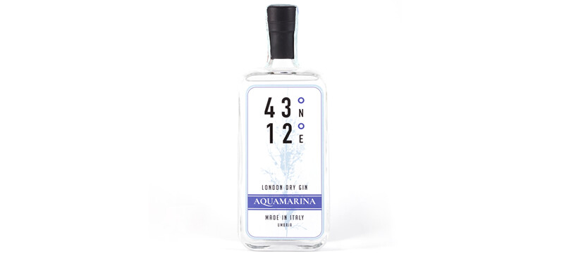 Idee per etichette di liquori e vantaggi per le distillerie