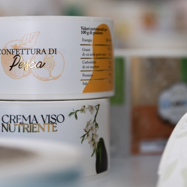 Stampa di etichette: i benefici per chi produce per le private label
