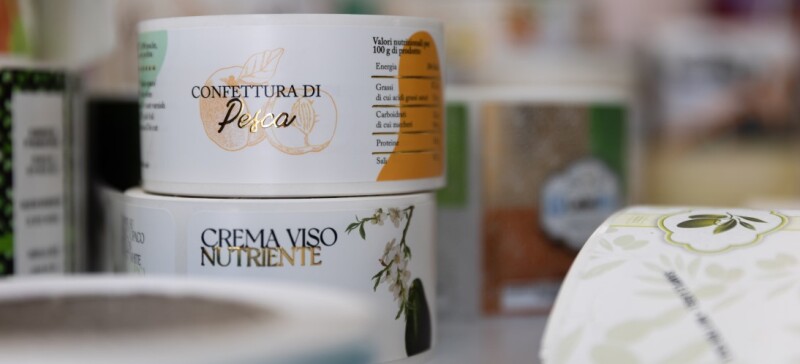 Stampa di etichette: i benefici per chi produce per le private label
