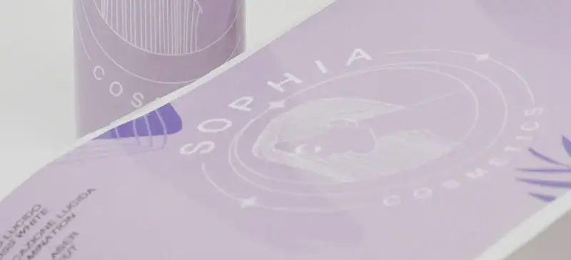 EL ROL DE LA BELLEZA EN EL MUNDO DE LAS ETIQUETAS COSMÉTICAS