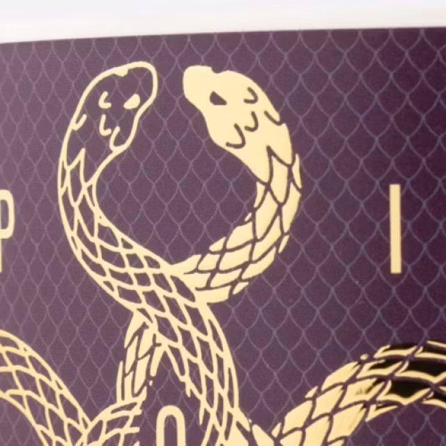 Etiquetas con impresión en caliente: ¿estándar o lámina 3D?
